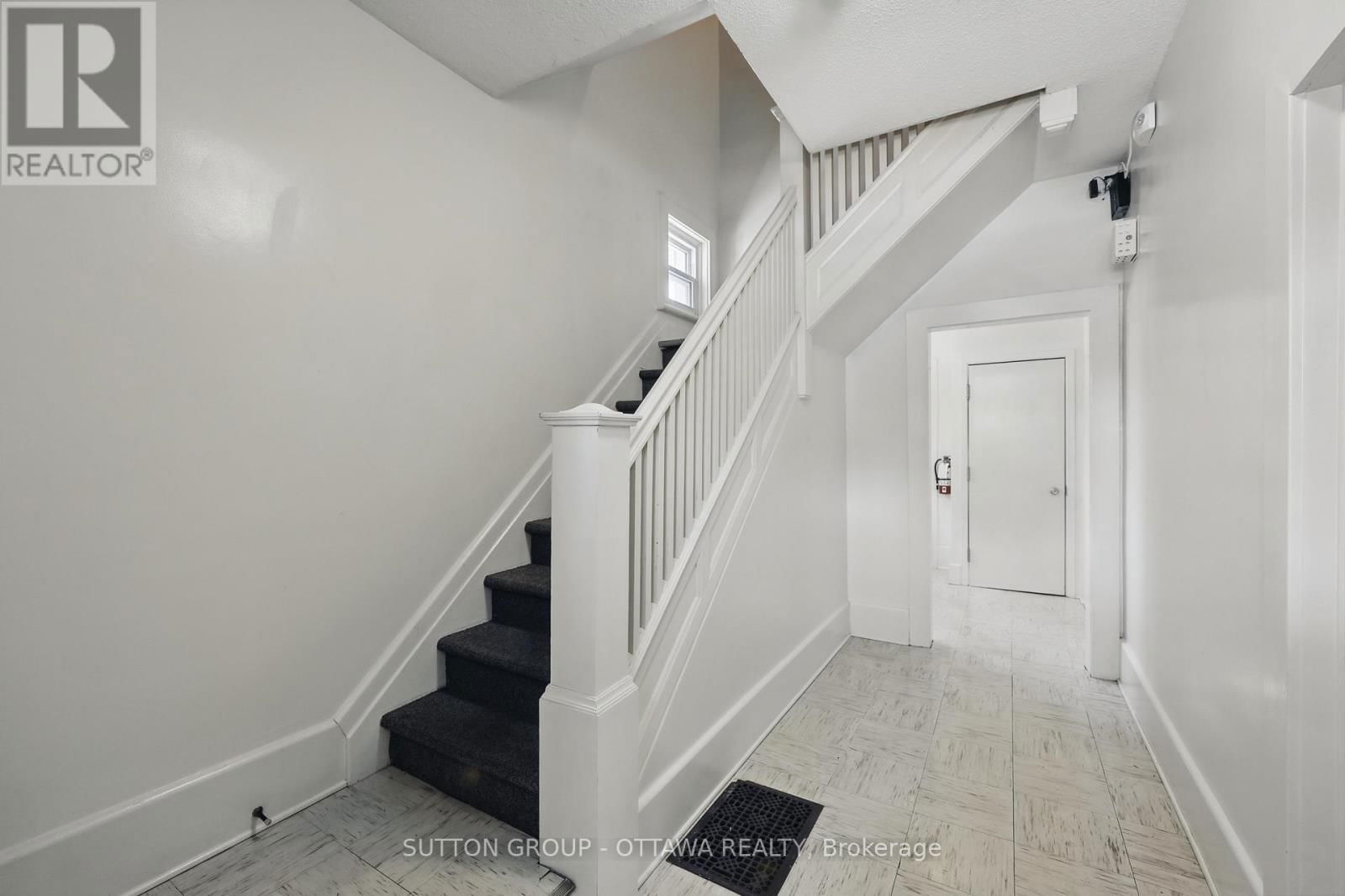 265 PARKDALE AVENUE Image 16