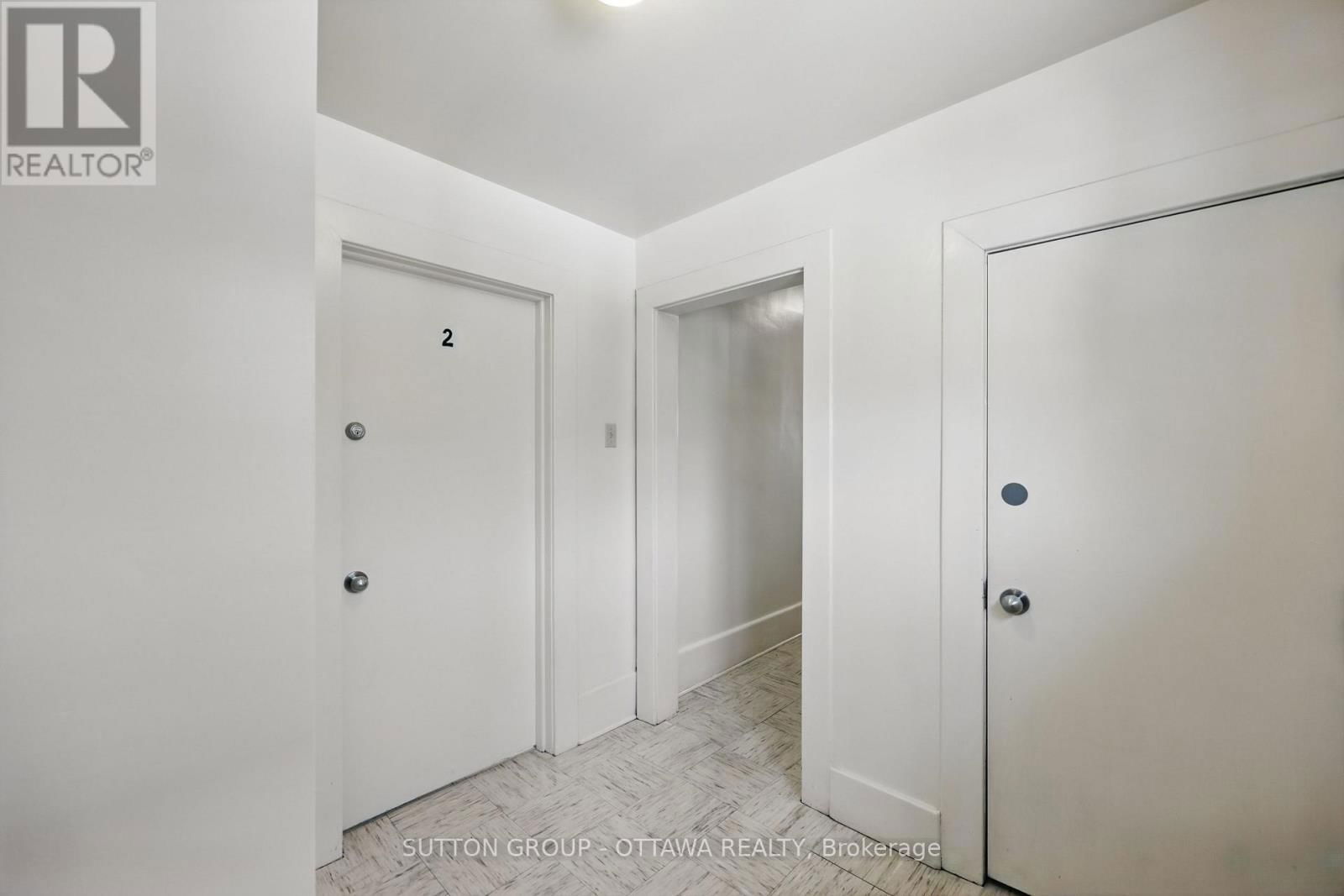 265 PARKDALE AVENUE Image 17