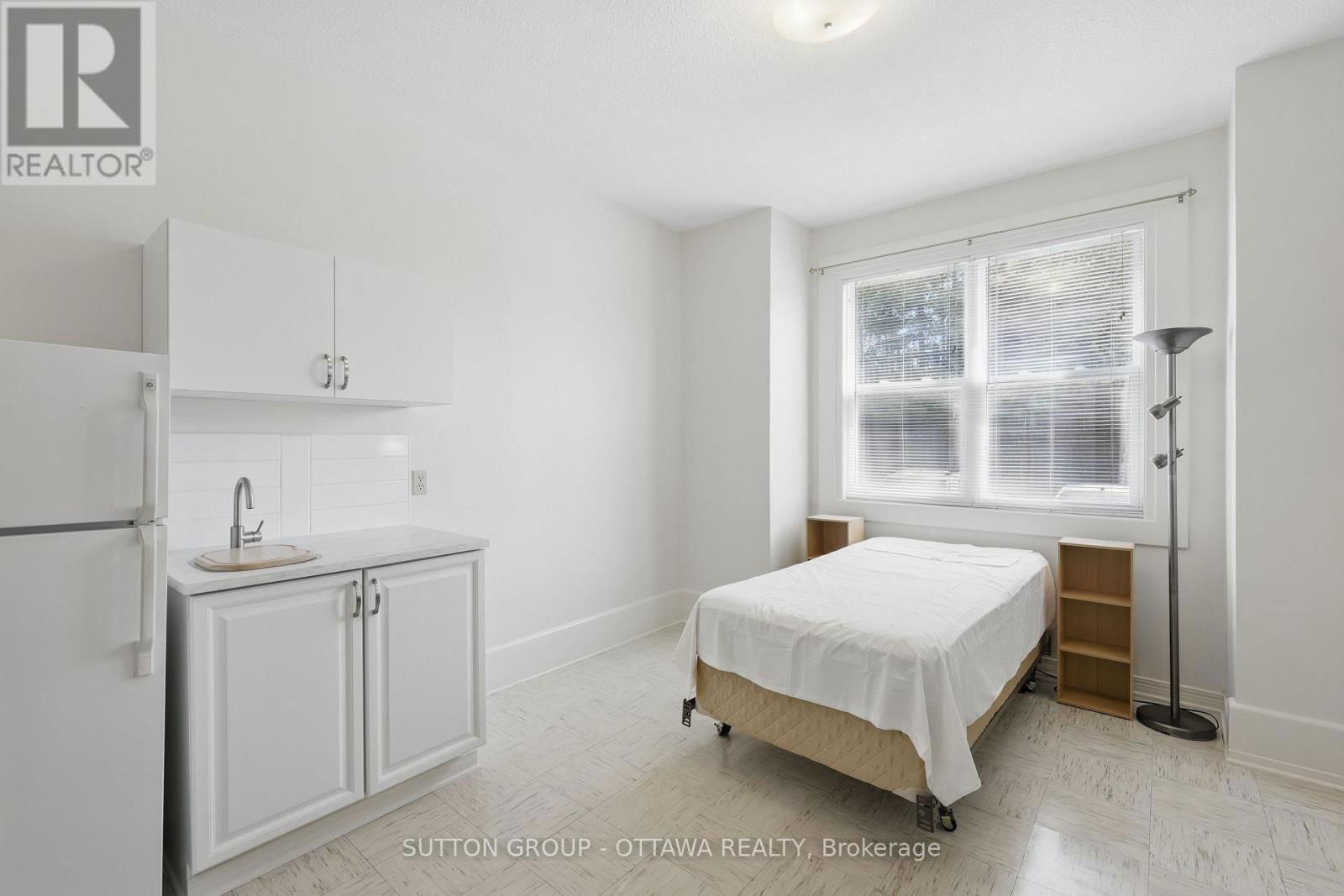 265 PARKDALE AVENUE Image 18