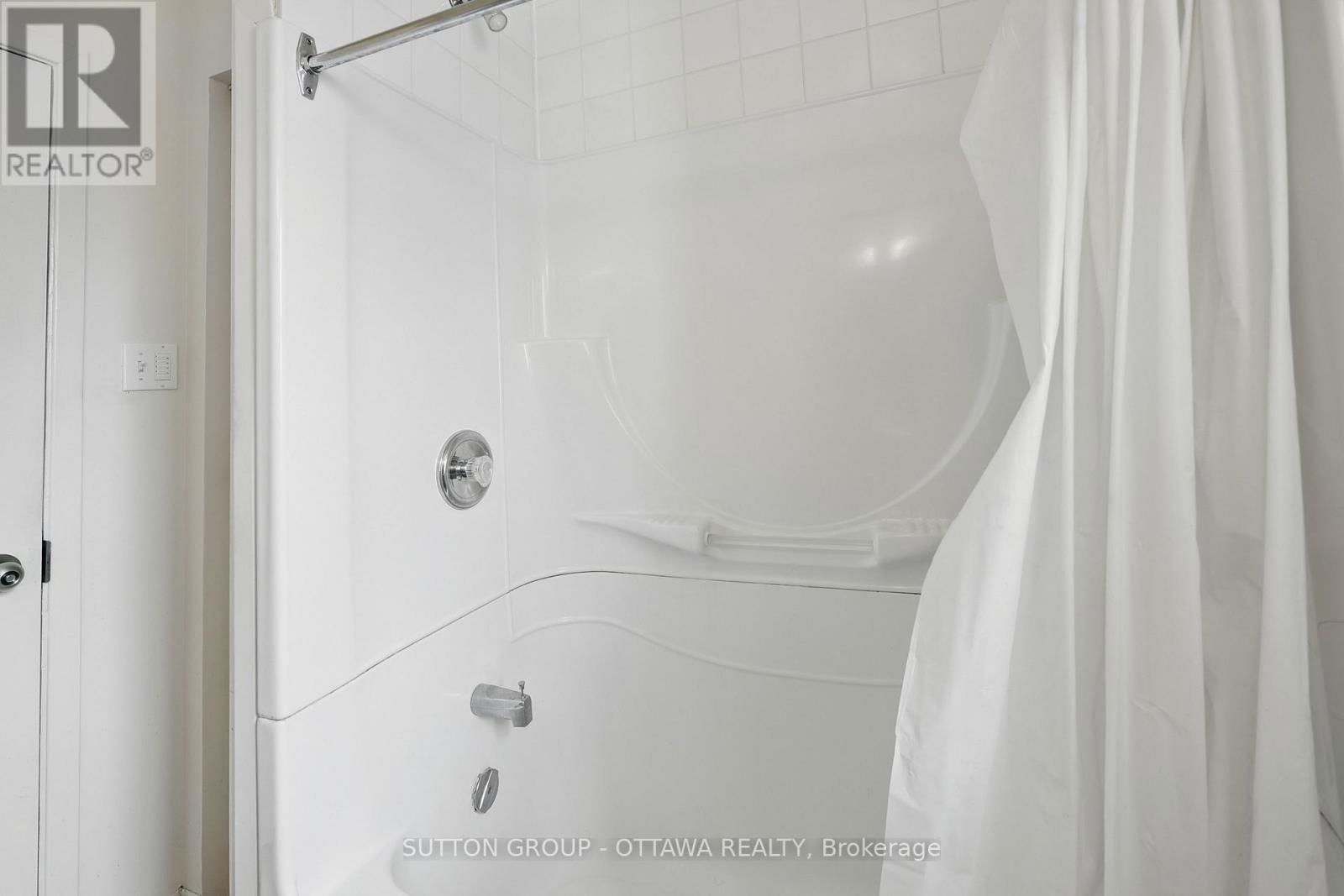 265 PARKDALE AVENUE Image 27