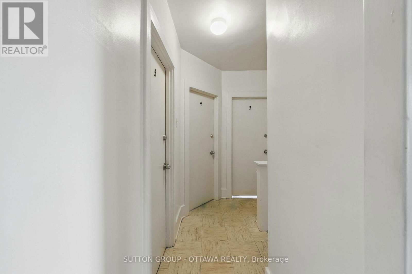265 PARKDALE AVENUE Image 29