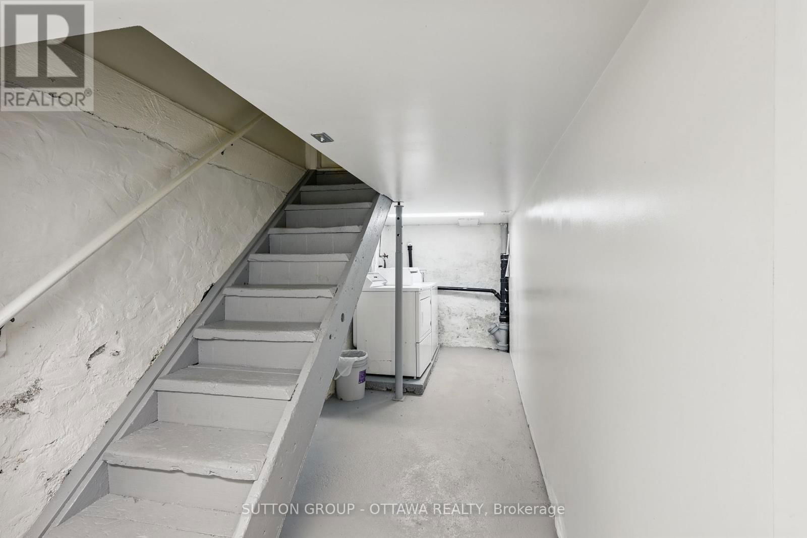 265 PARKDALE AVENUE Image 30