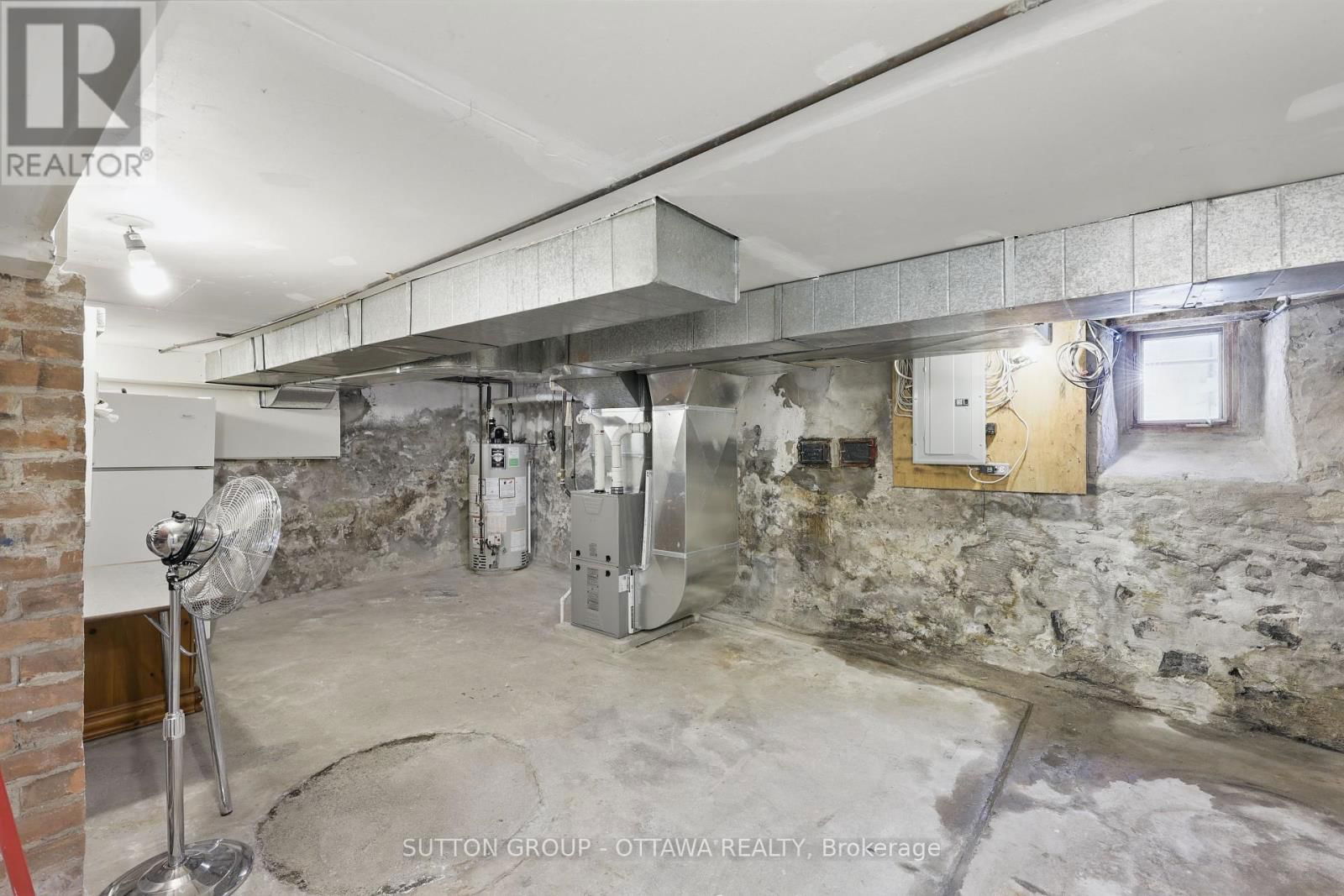 265 PARKDALE AVENUE Image 33