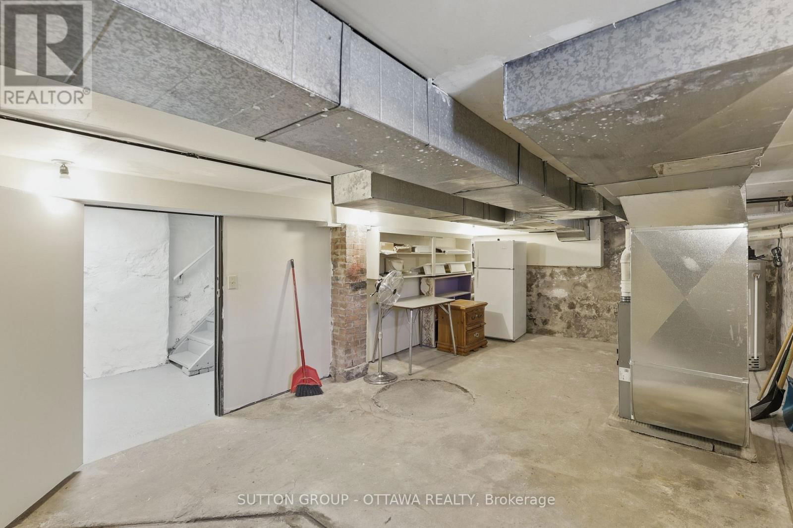 265 PARKDALE AVENUE Image 34