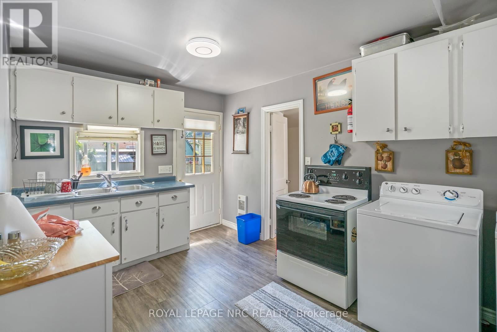 132 ALBERT STREET Image 20