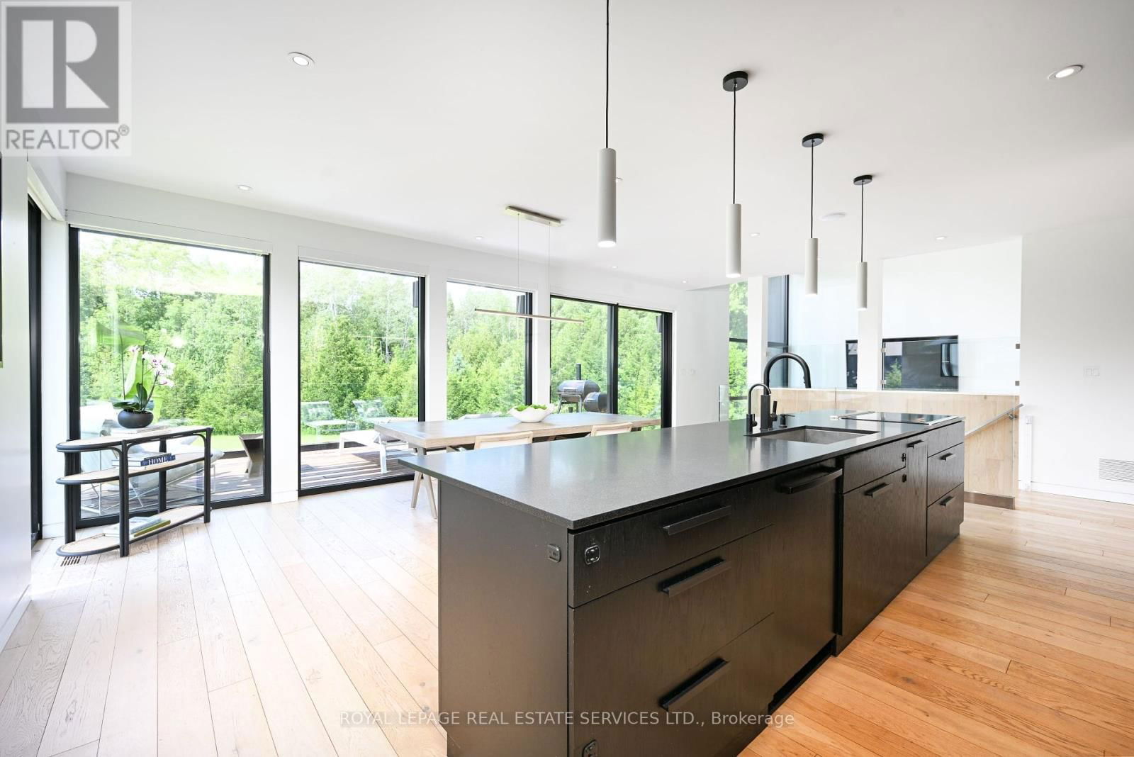 5542 WINSTON CHURCHILL BOULEVARD Image 11