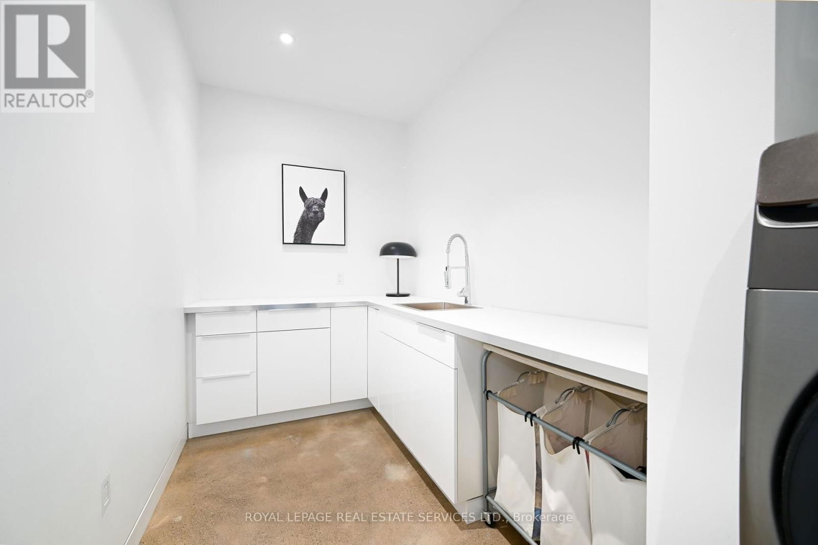 5542 WINSTON CHURCHILL BOULEVARD Image 39