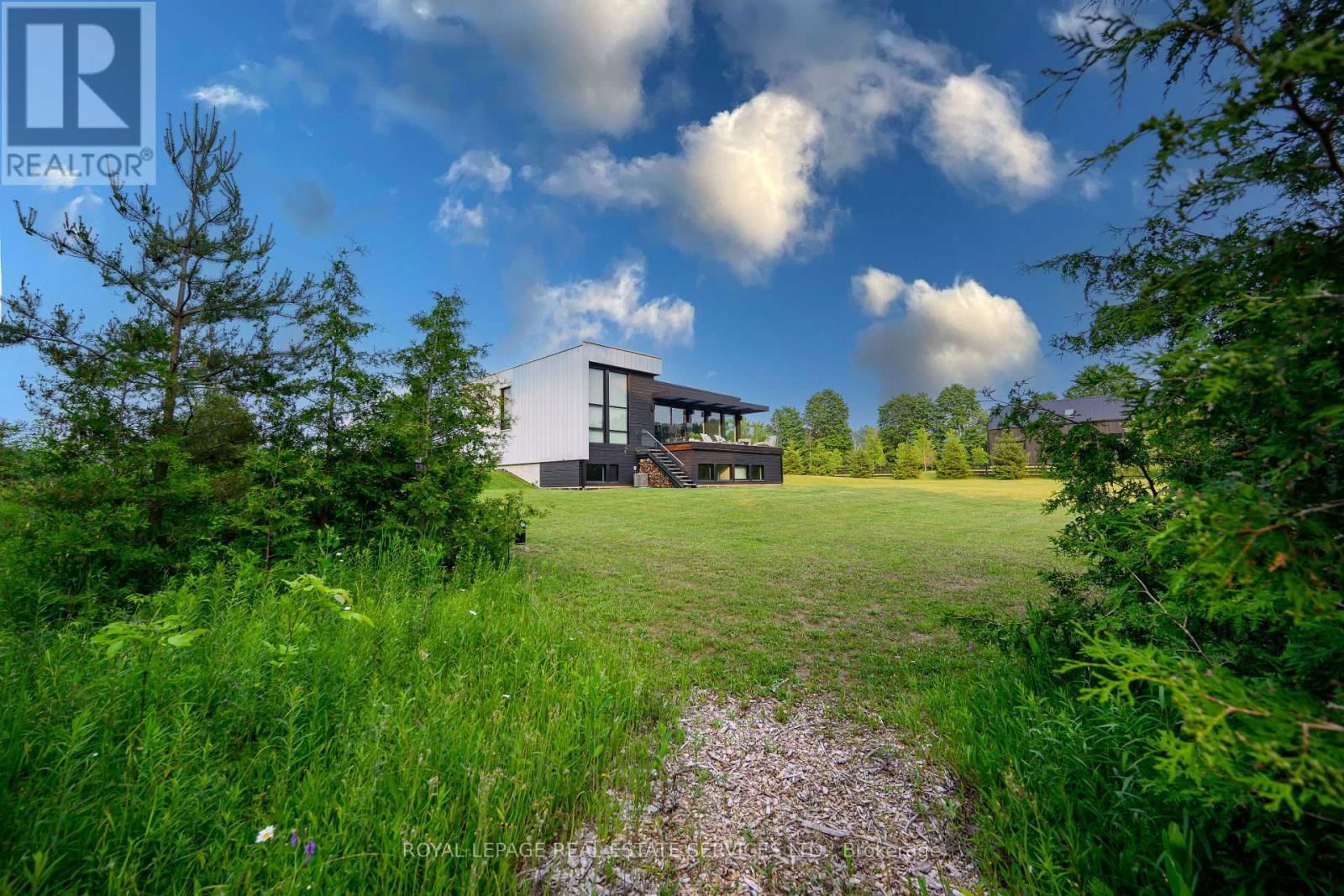 5542 WINSTON CHURCHILL BOULEVARD Image 44