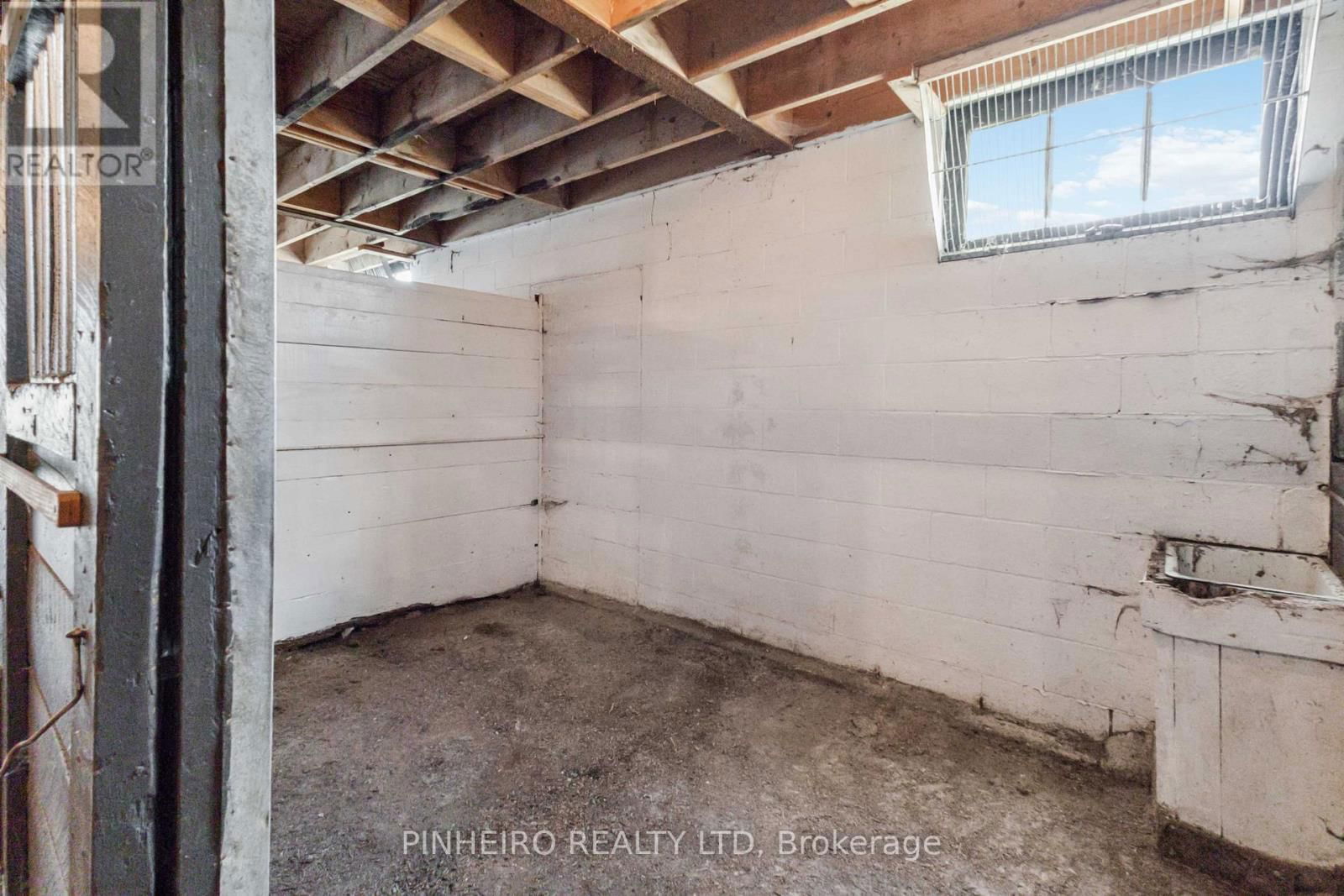 6347 DECKER DRIVE Image 31