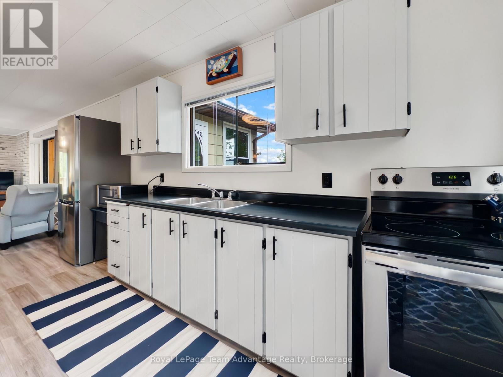 35 MARLYN DRIVE Image 10