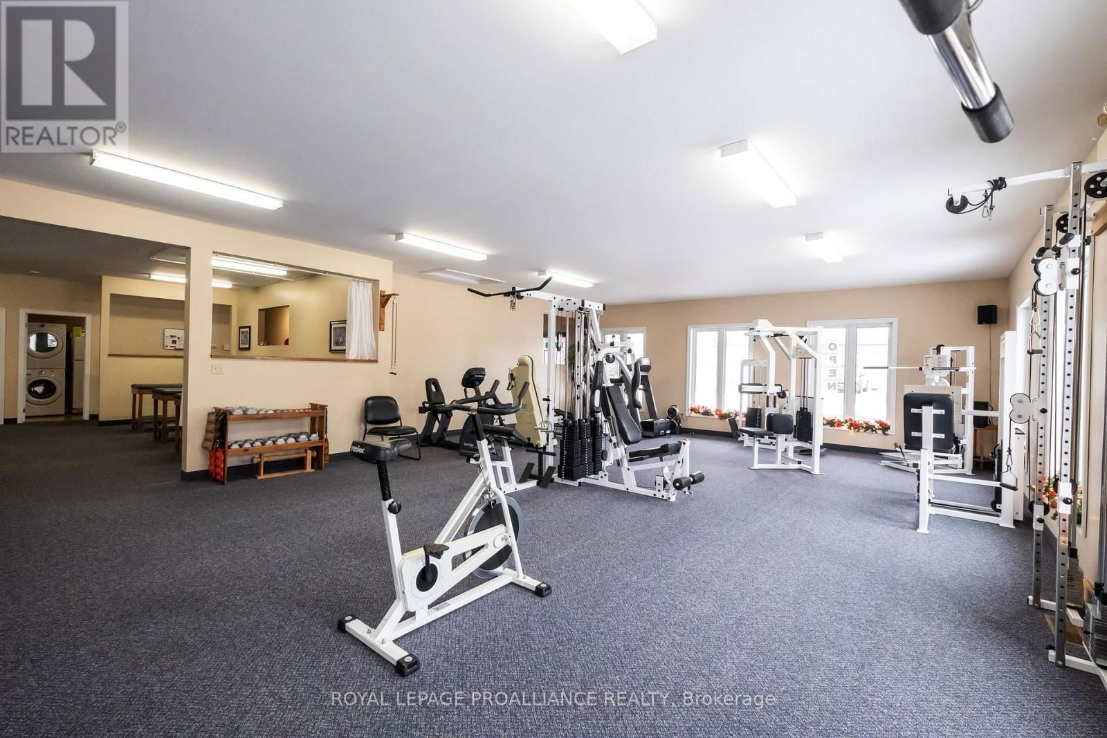 320 SIDNEY STREET Image 13