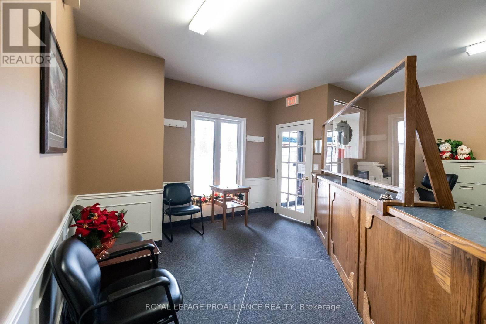 320 SIDNEY STREET Image 6