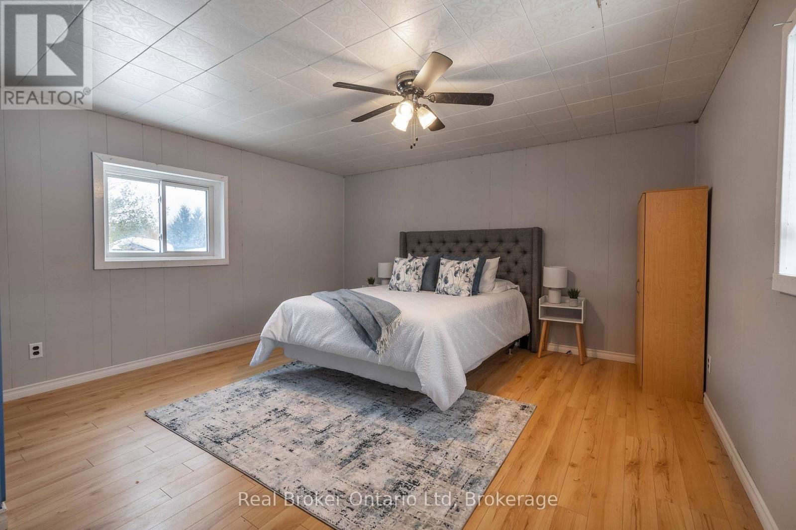 1805 3RD AVENUE WEST Image 10