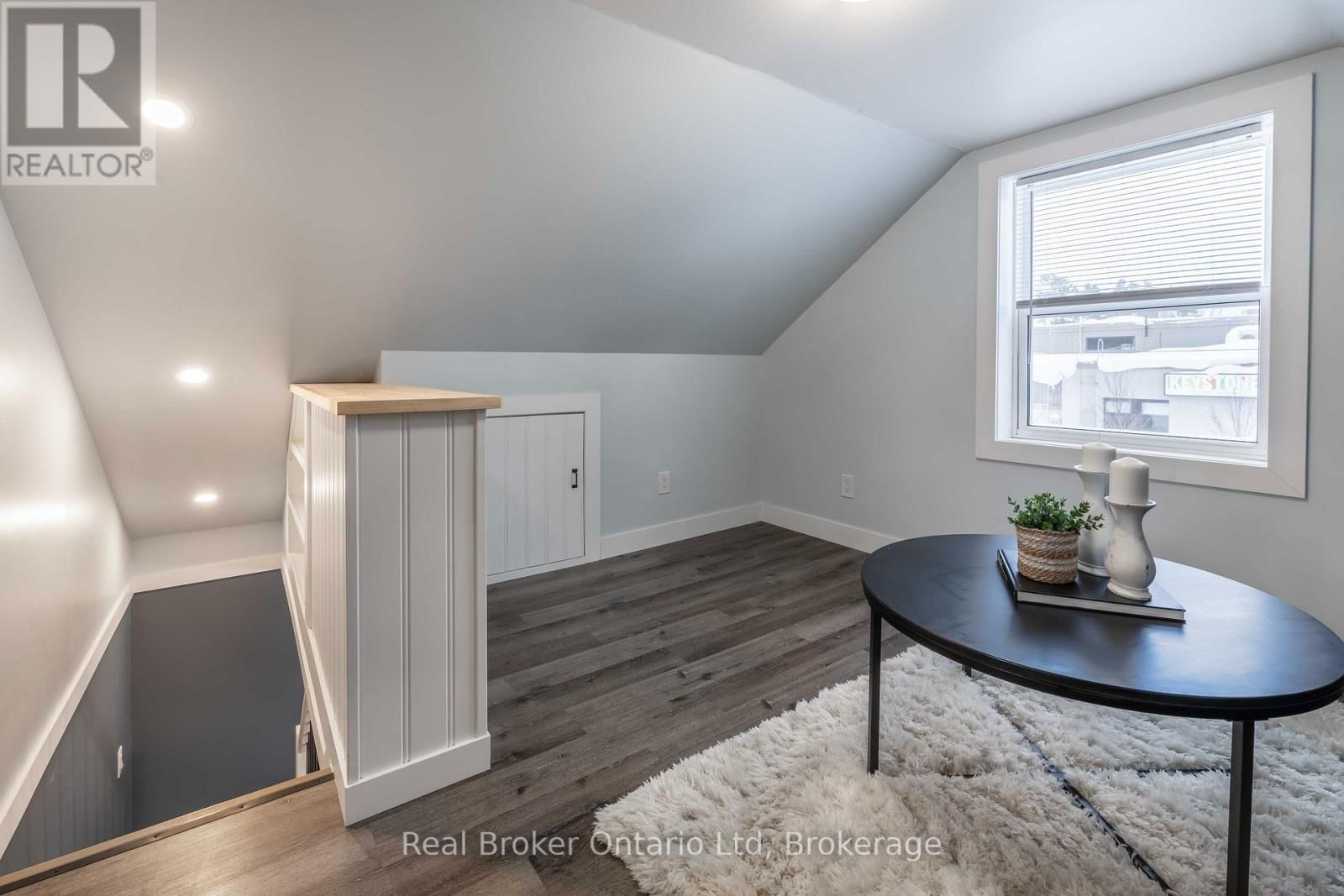 1805 3RD AVENUE WEST Image 15