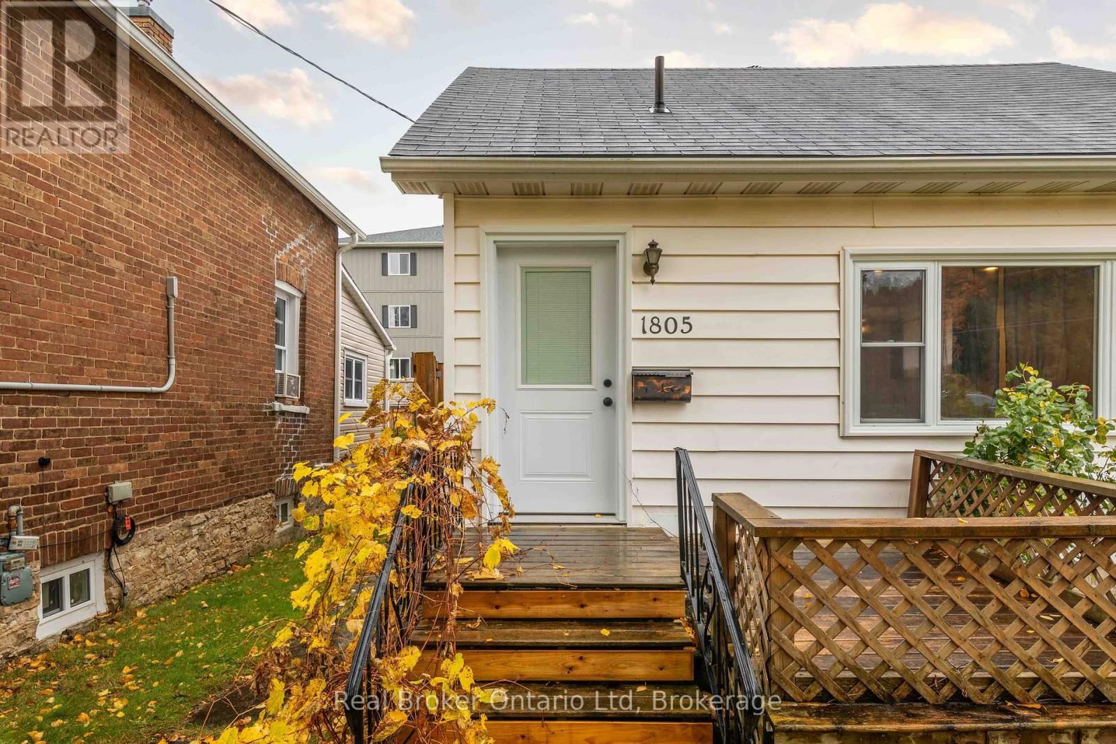 1805 3RD AVENUE WEST Image 2