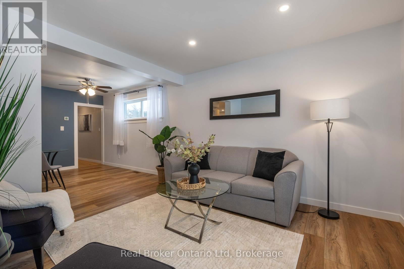 1805 3RD AVENUE WEST Image 5