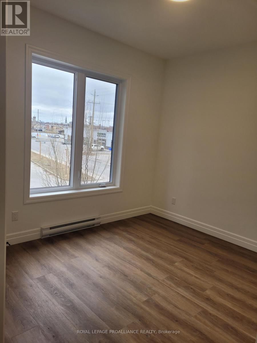 3 - 15 BAY STREET Image 11
