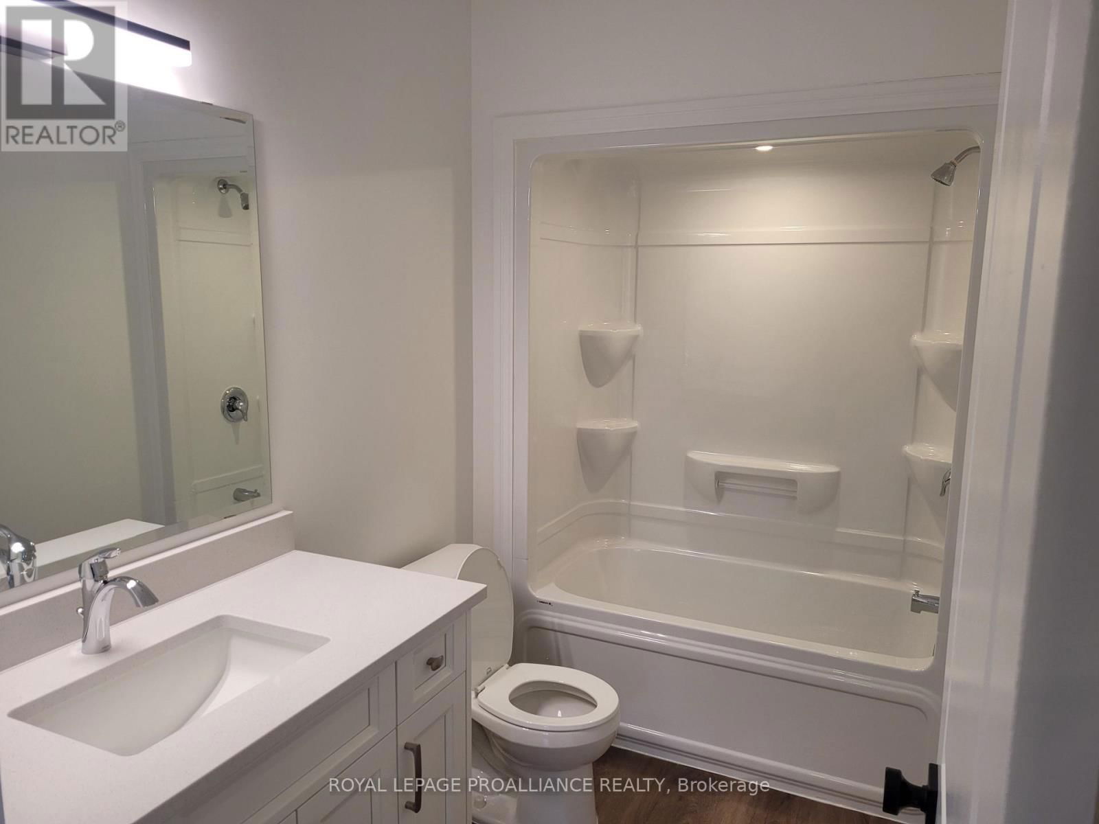 3 - 15 BAY STREET Image 9