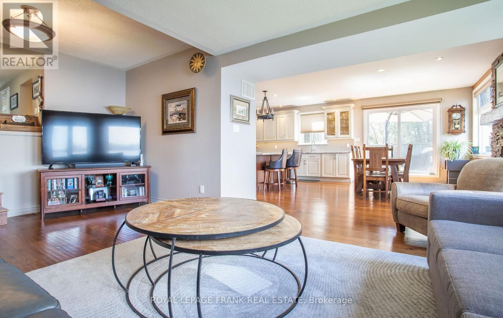 11 EDGEWATER DRIVE Image 16