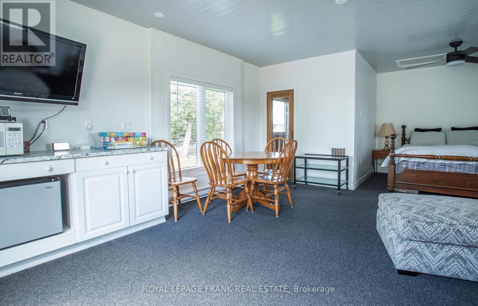 11 EDGEWATER DRIVE Image 47
