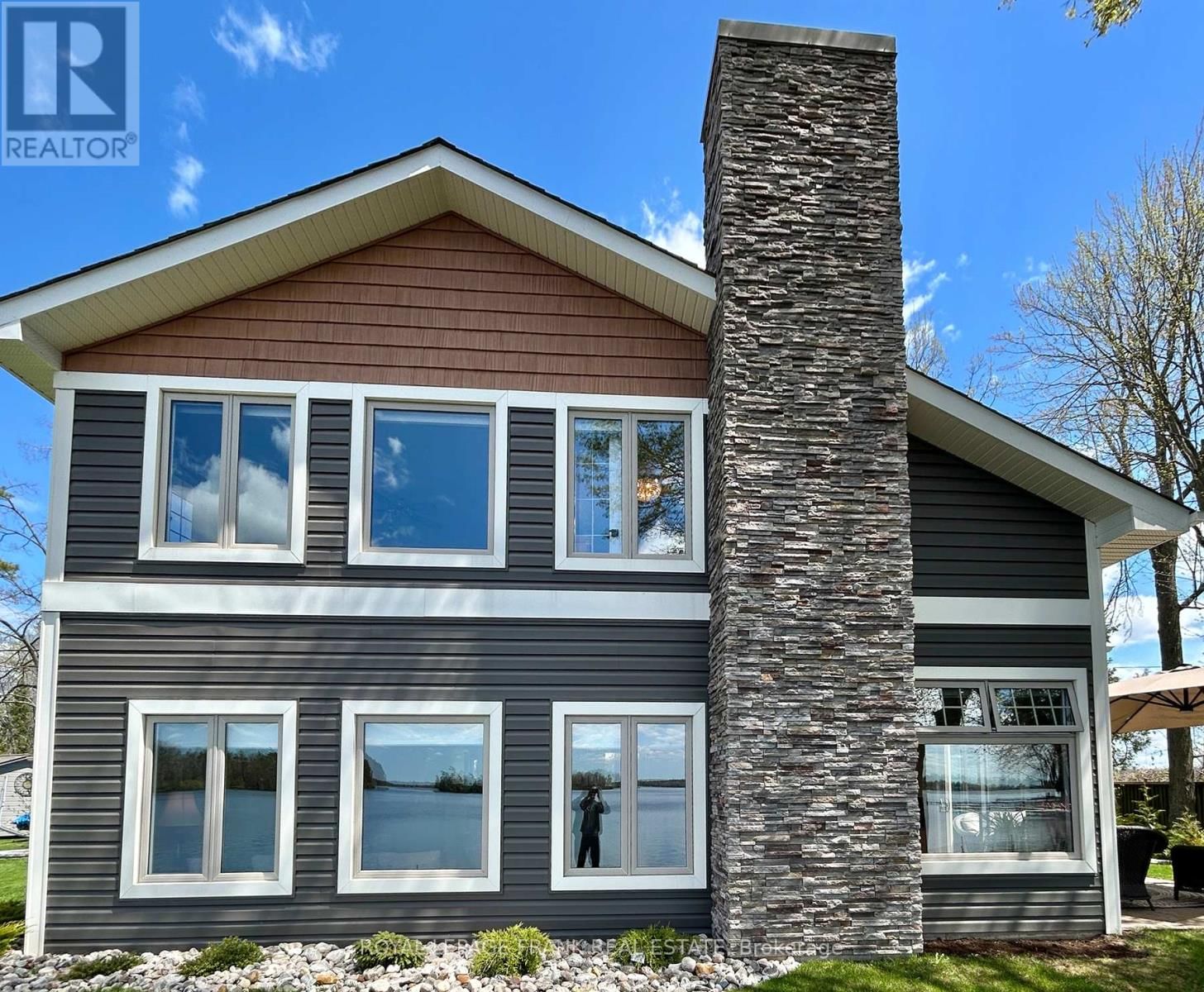11 EDGEWATER DRIVE Image 6