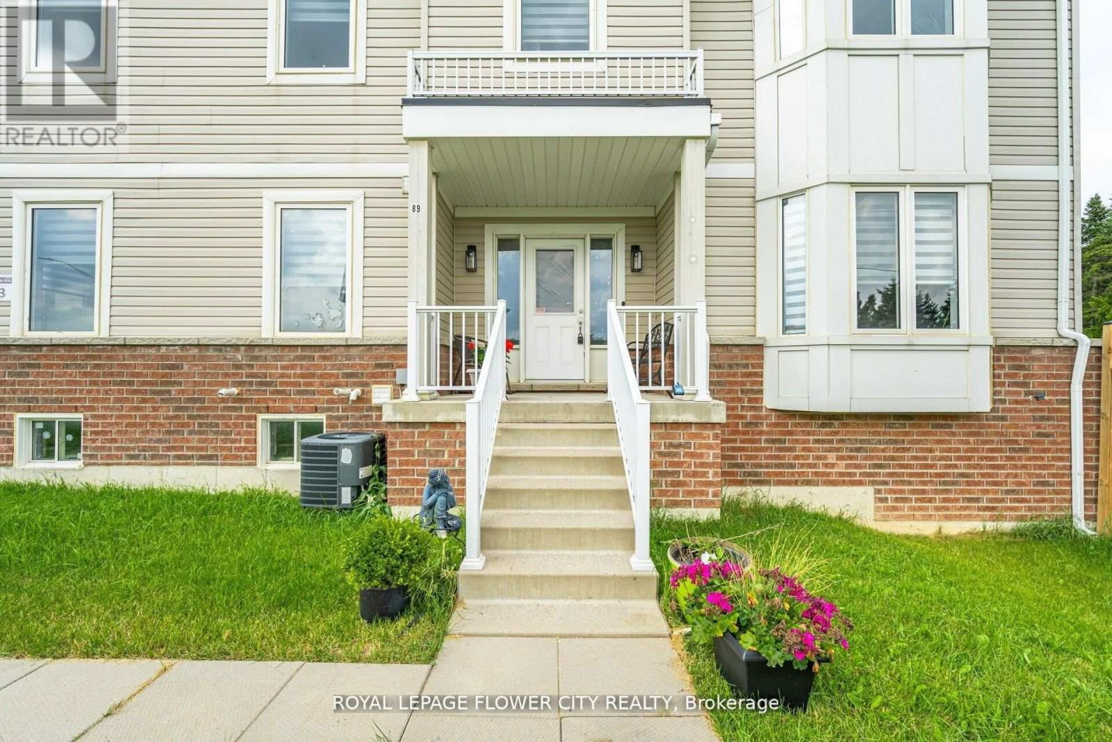 89 TODD CRESCENT Image 7