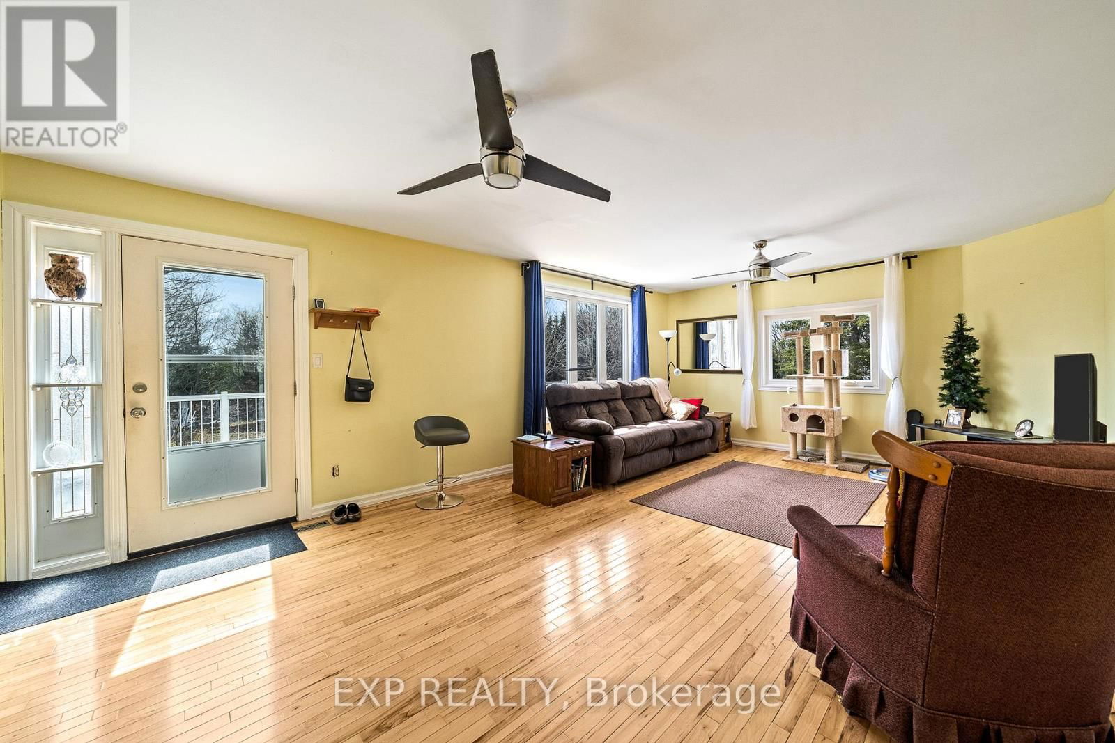 13445 LOYALIST PARKWAY Image 25