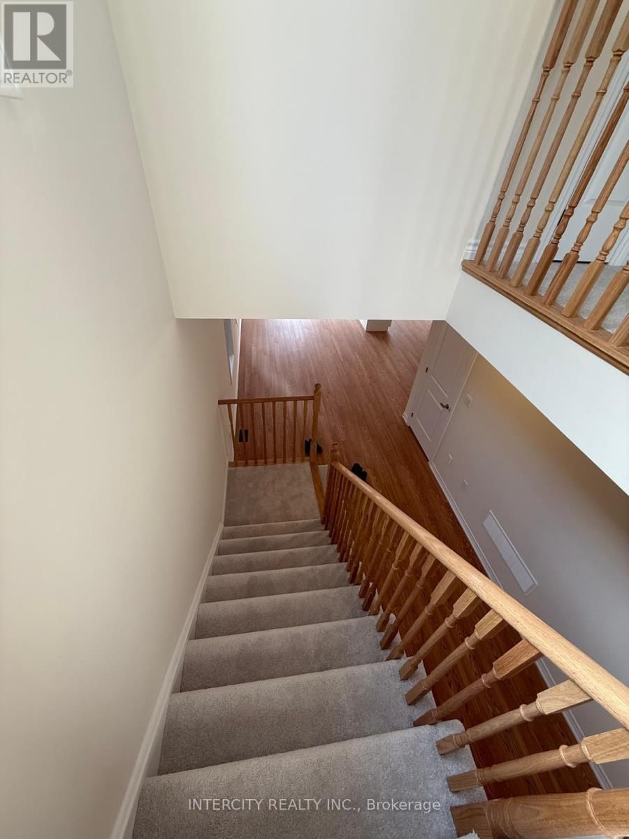 124 MOLOZZI STREET Image 14