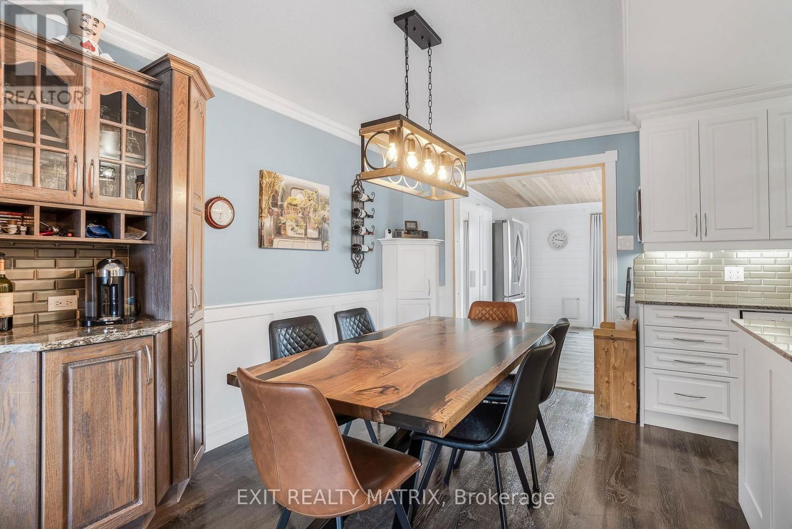 510 PARISIEN STREET Image 10