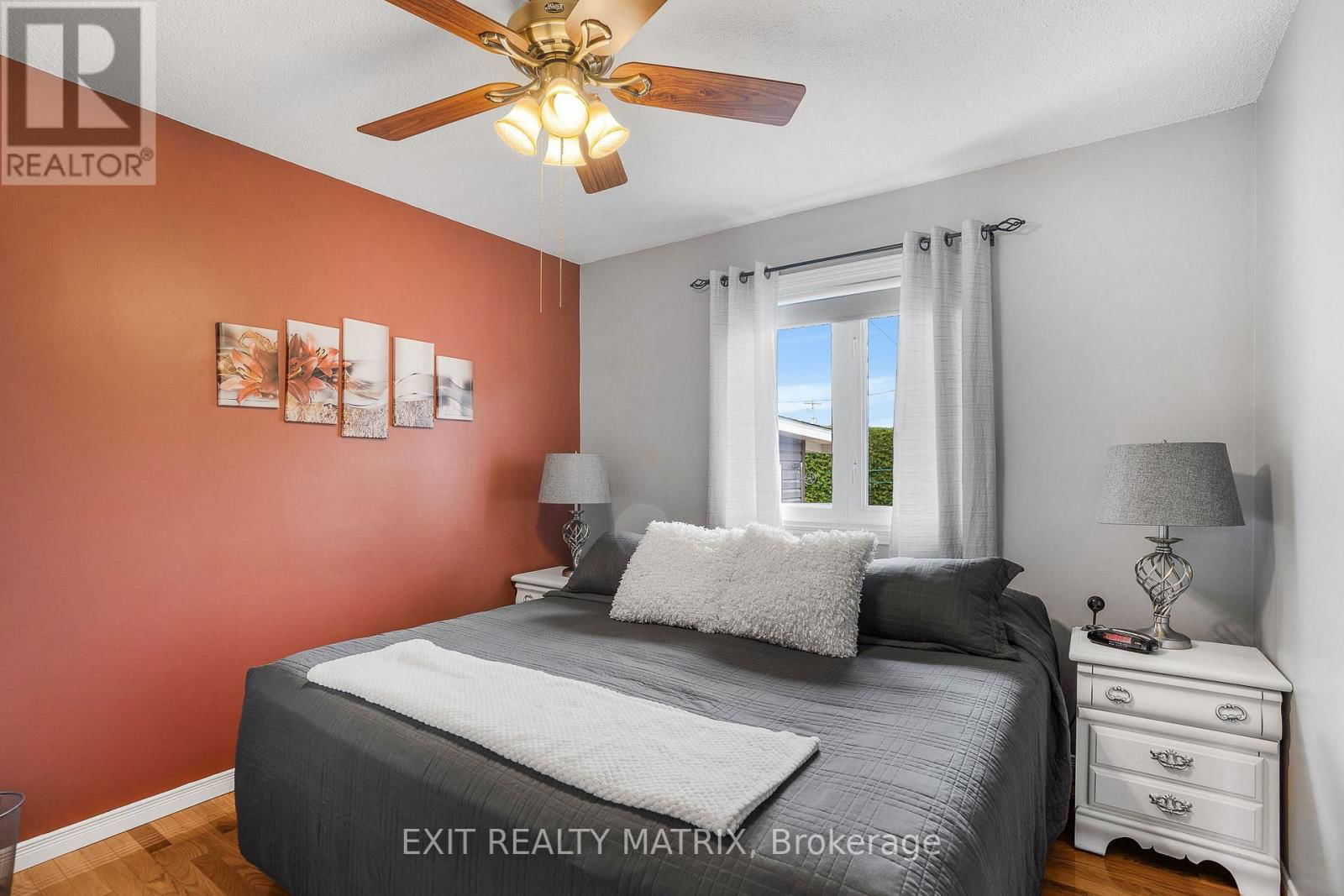 510 PARISIEN STREET Image 19