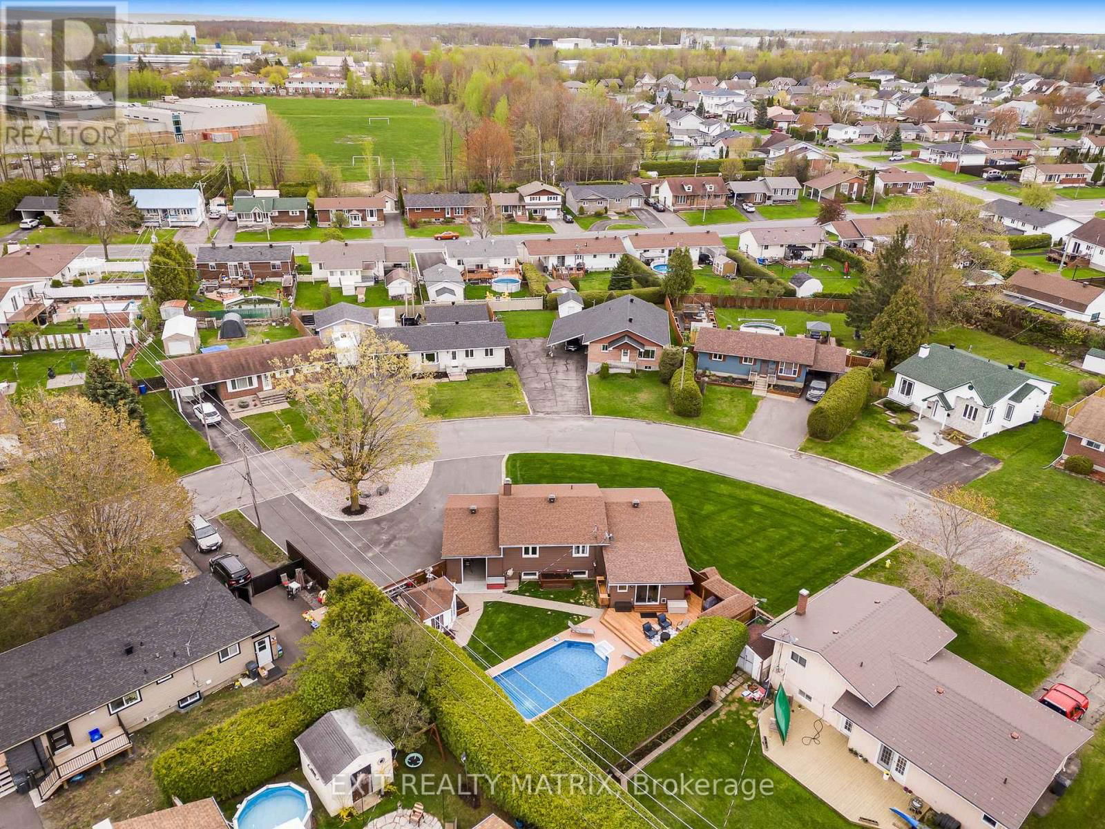 510 PARISIEN STREET Image 35