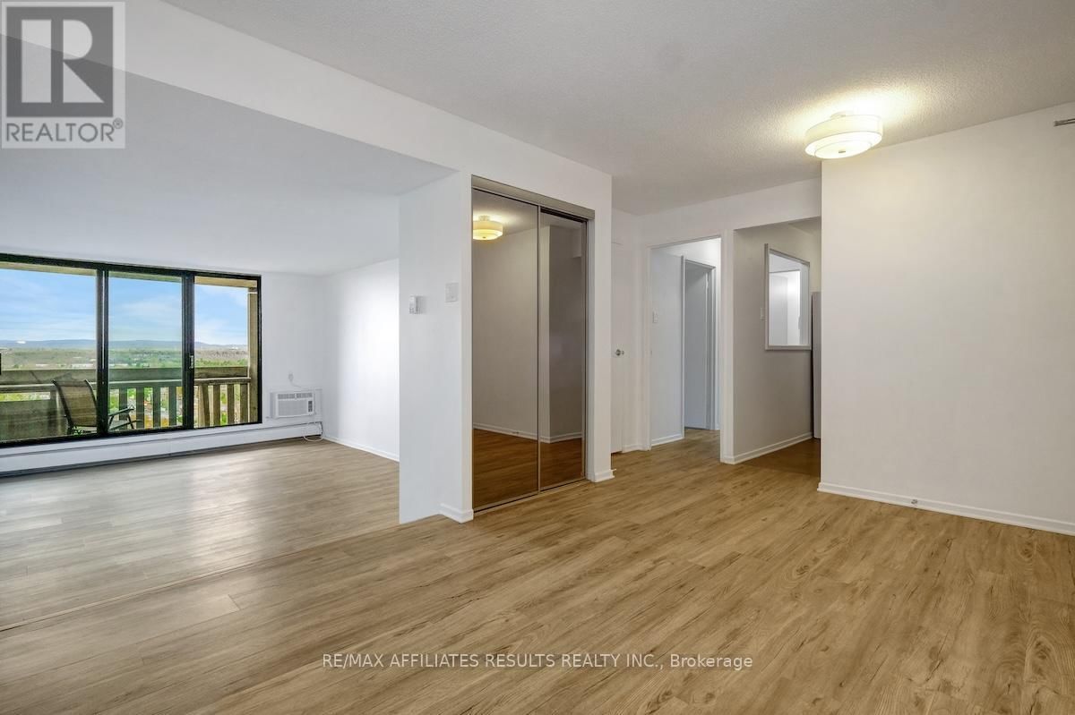 1002 - 415 GREENVIEW AVENUE Image 13