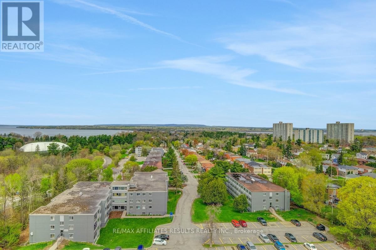 1002 - 415 GREENVIEW AVENUE Image 33