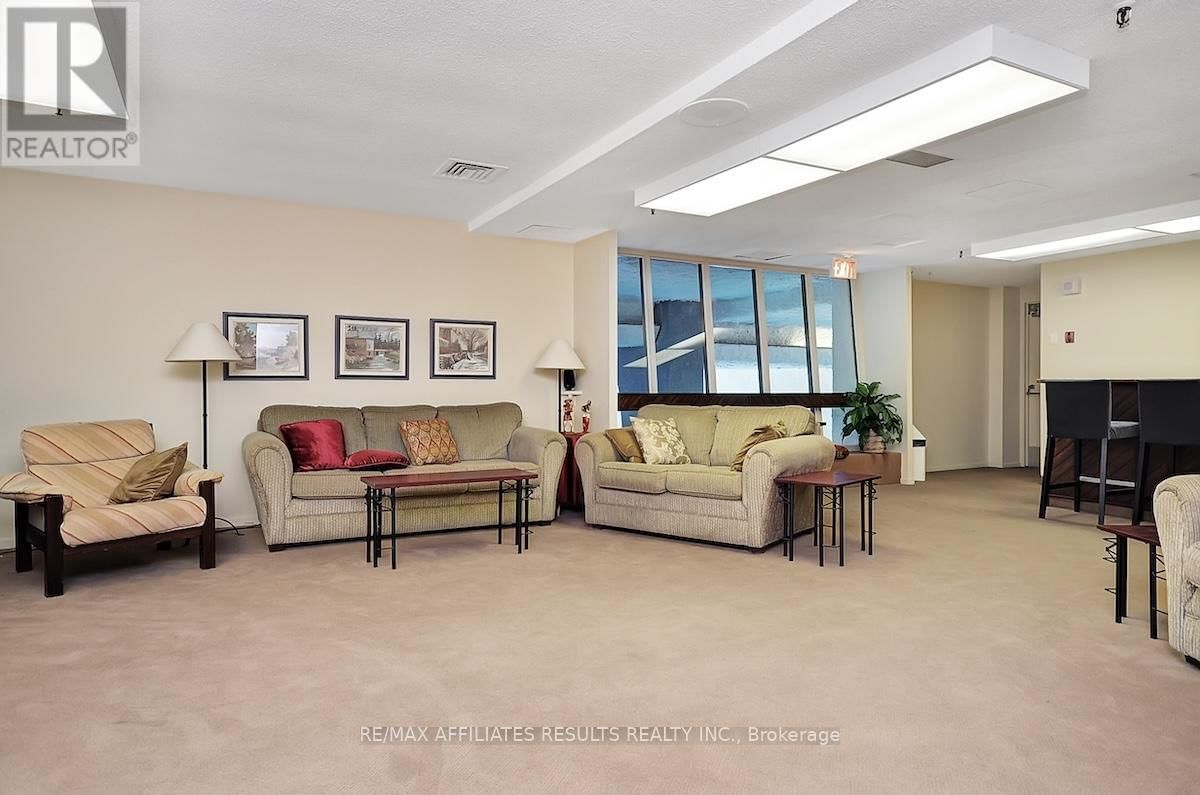 1002 - 415 GREENVIEW AVENUE Image 43