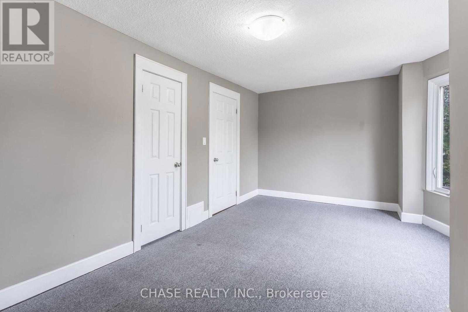 86 SMITH AVENUE Image 19
