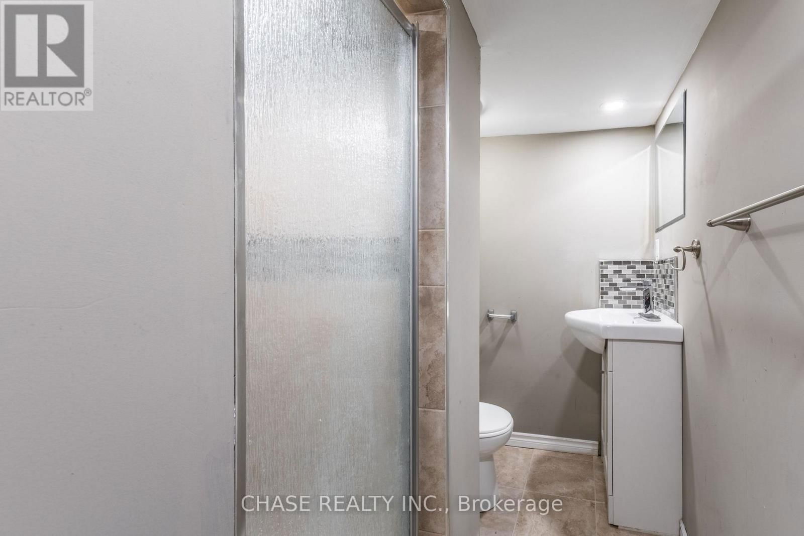 86 SMITH AVENUE Image 34