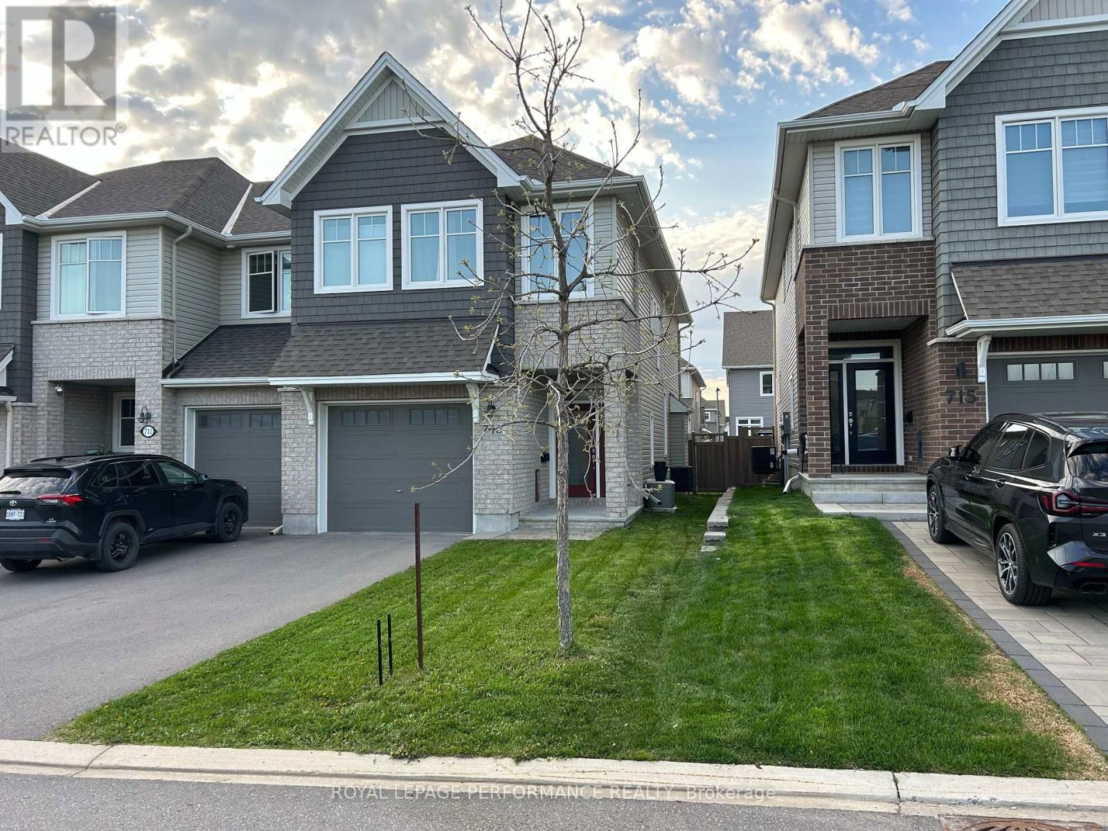713 CAP DIAMANT WAY Image 1
