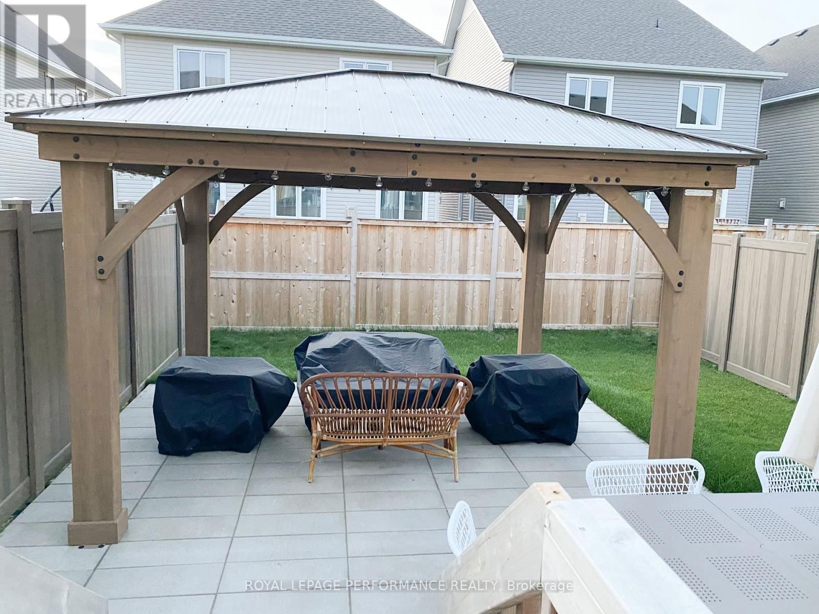 713 CAP DIAMANT WAY Image 23