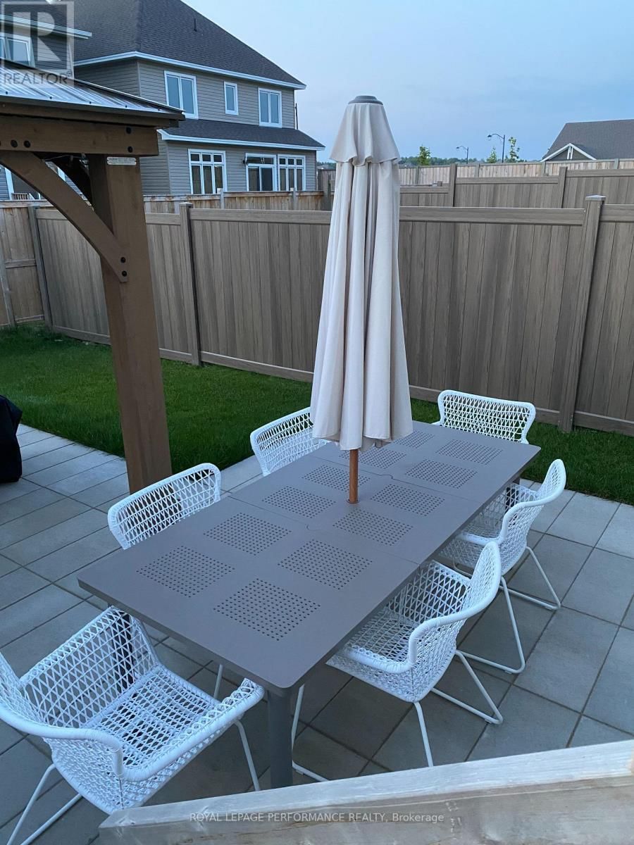 713 CAP DIAMANT WAY Image 24