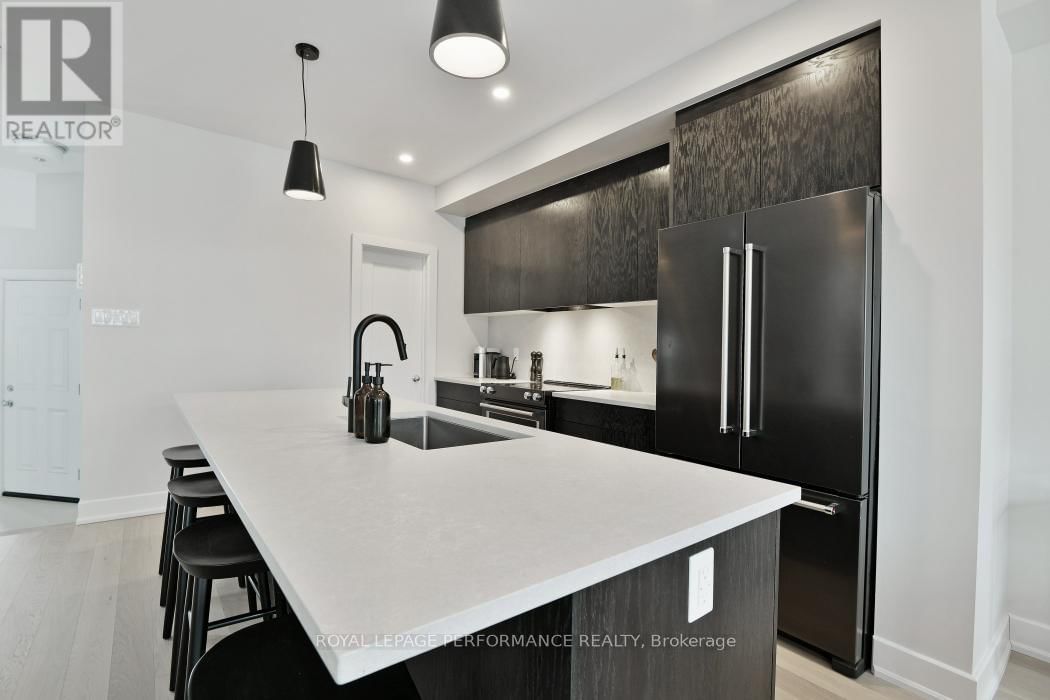 713 CAP DIAMANT WAY Image 5