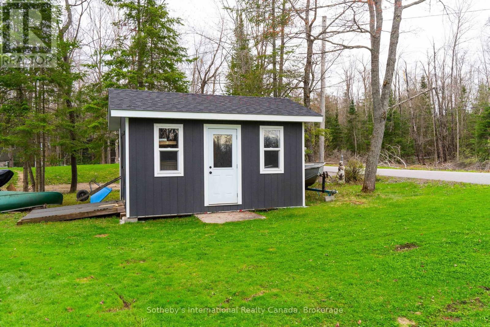 1041 CONSERVATION ROAD Image 17