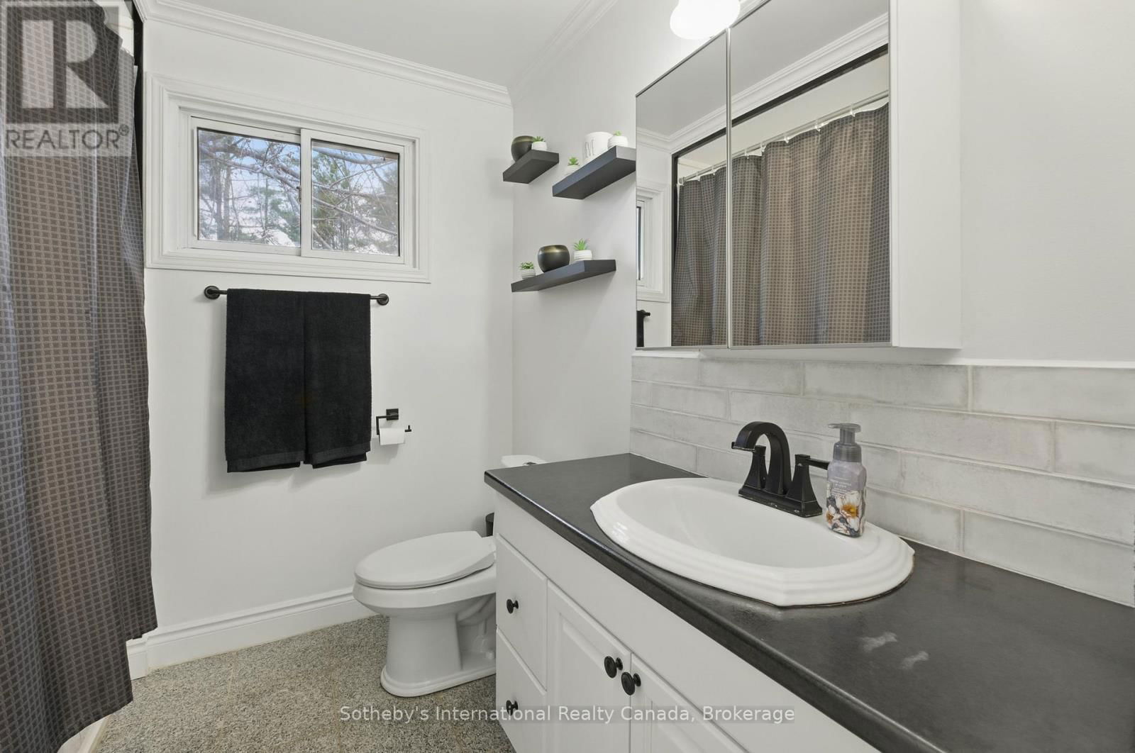 1041 CONSERVATION ROAD Image 29