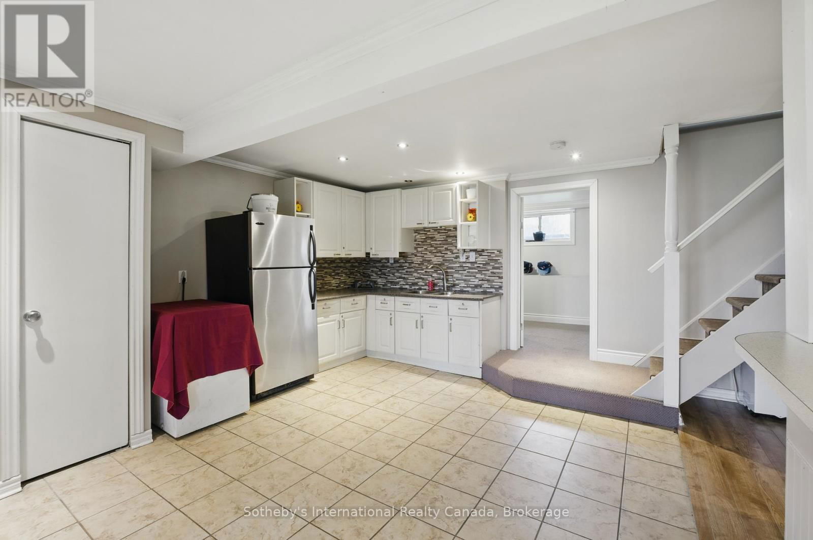 1041 CONSERVATION ROAD Image 34