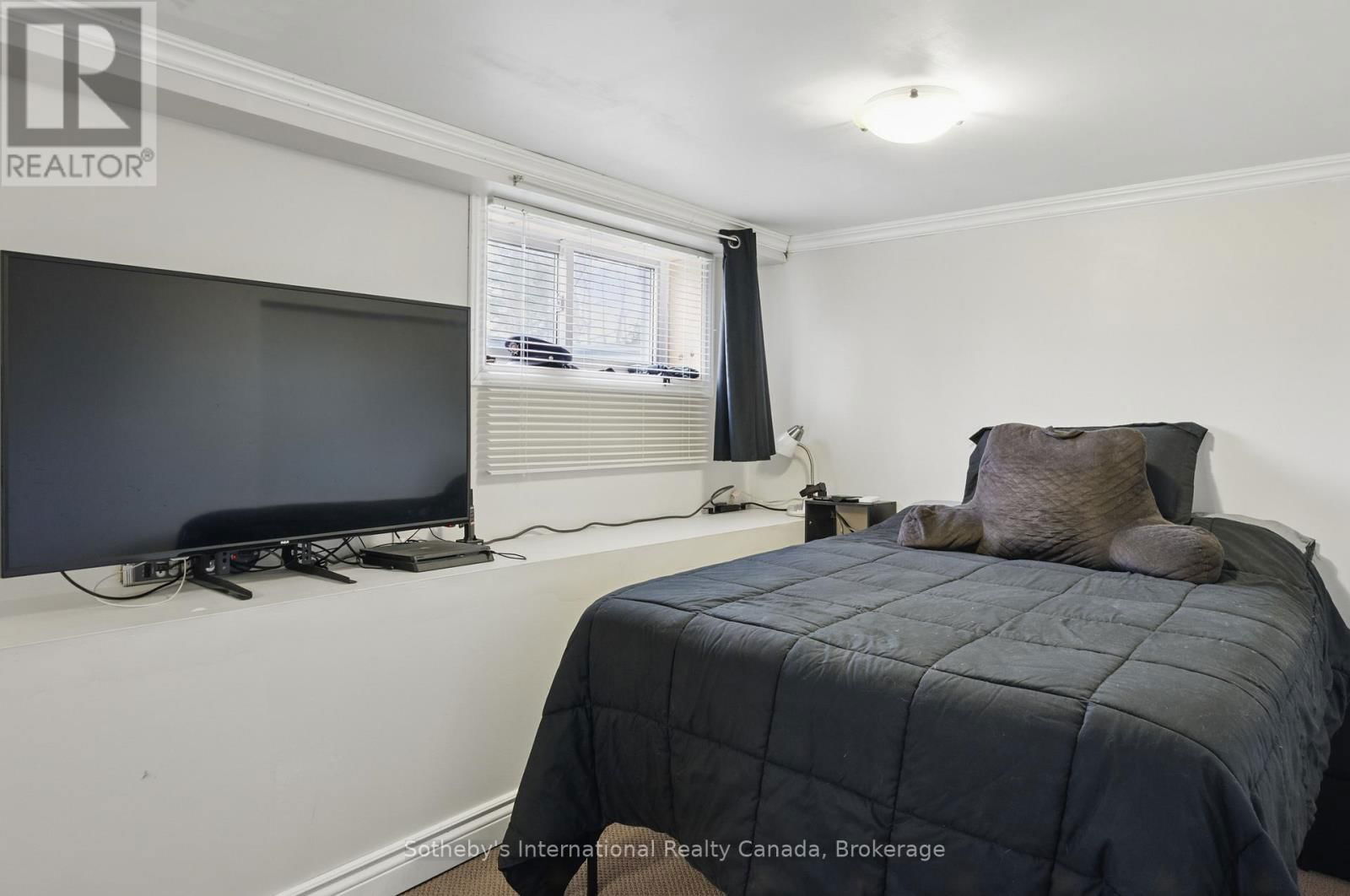 1041 CONSERVATION ROAD Image 37