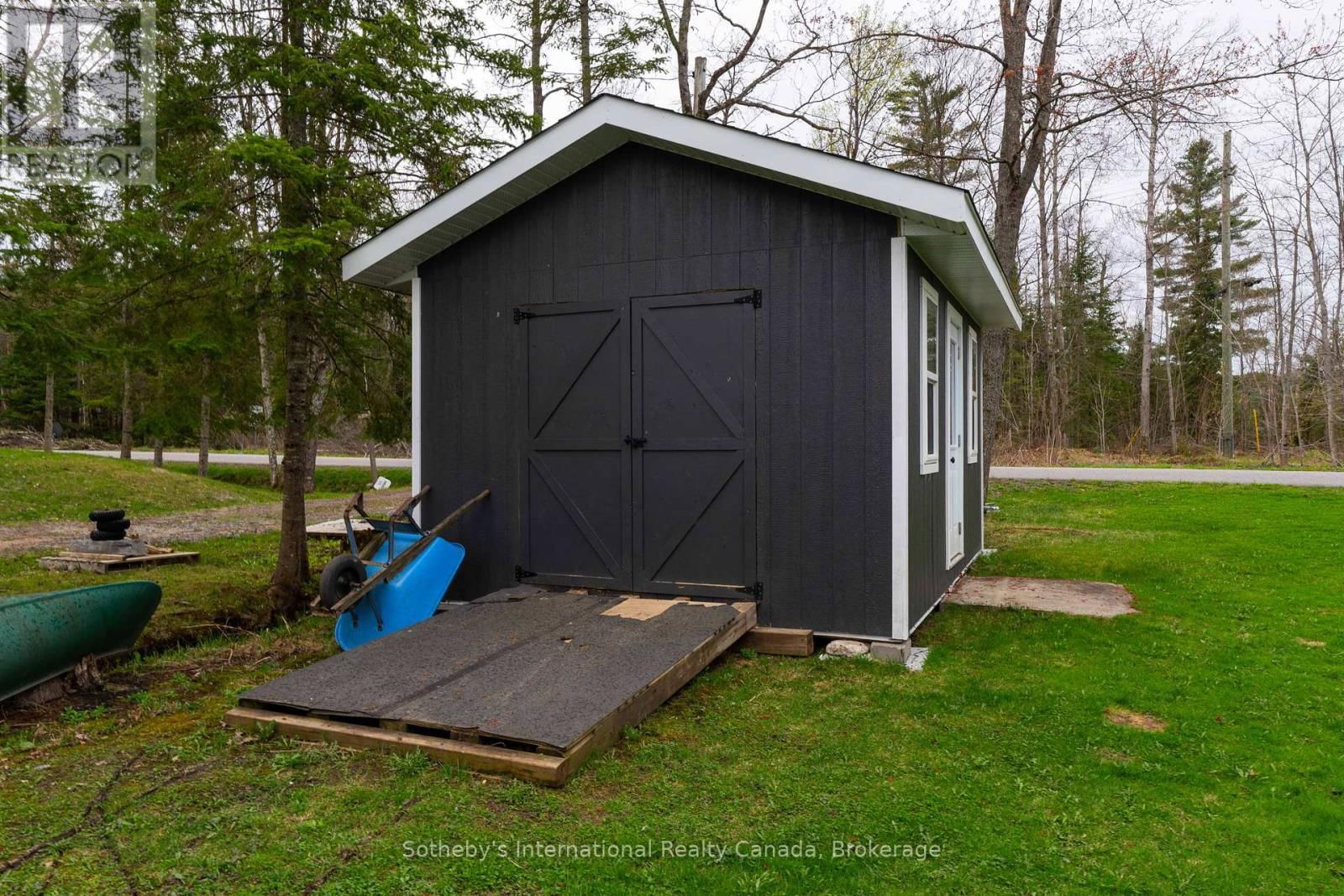 1041 CONSERVATION ROAD Image 50