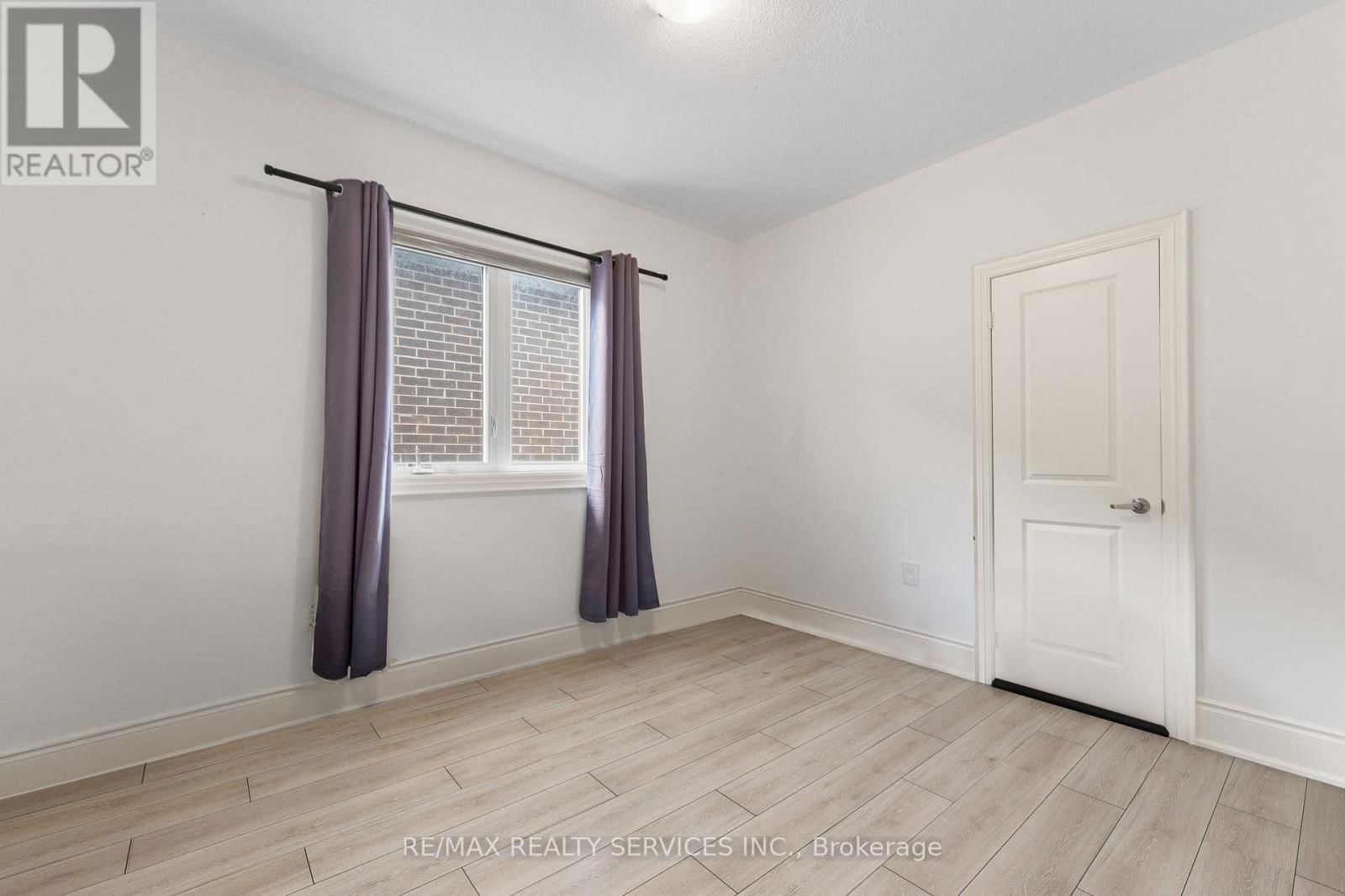 229 AGRO STREET Image 22