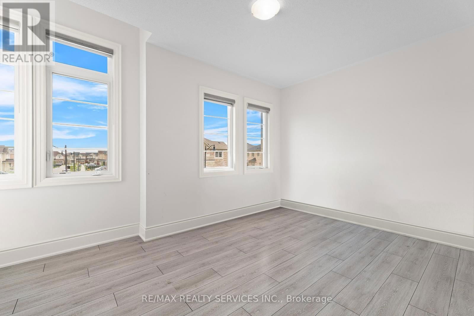229 AGRO STREET Image 39