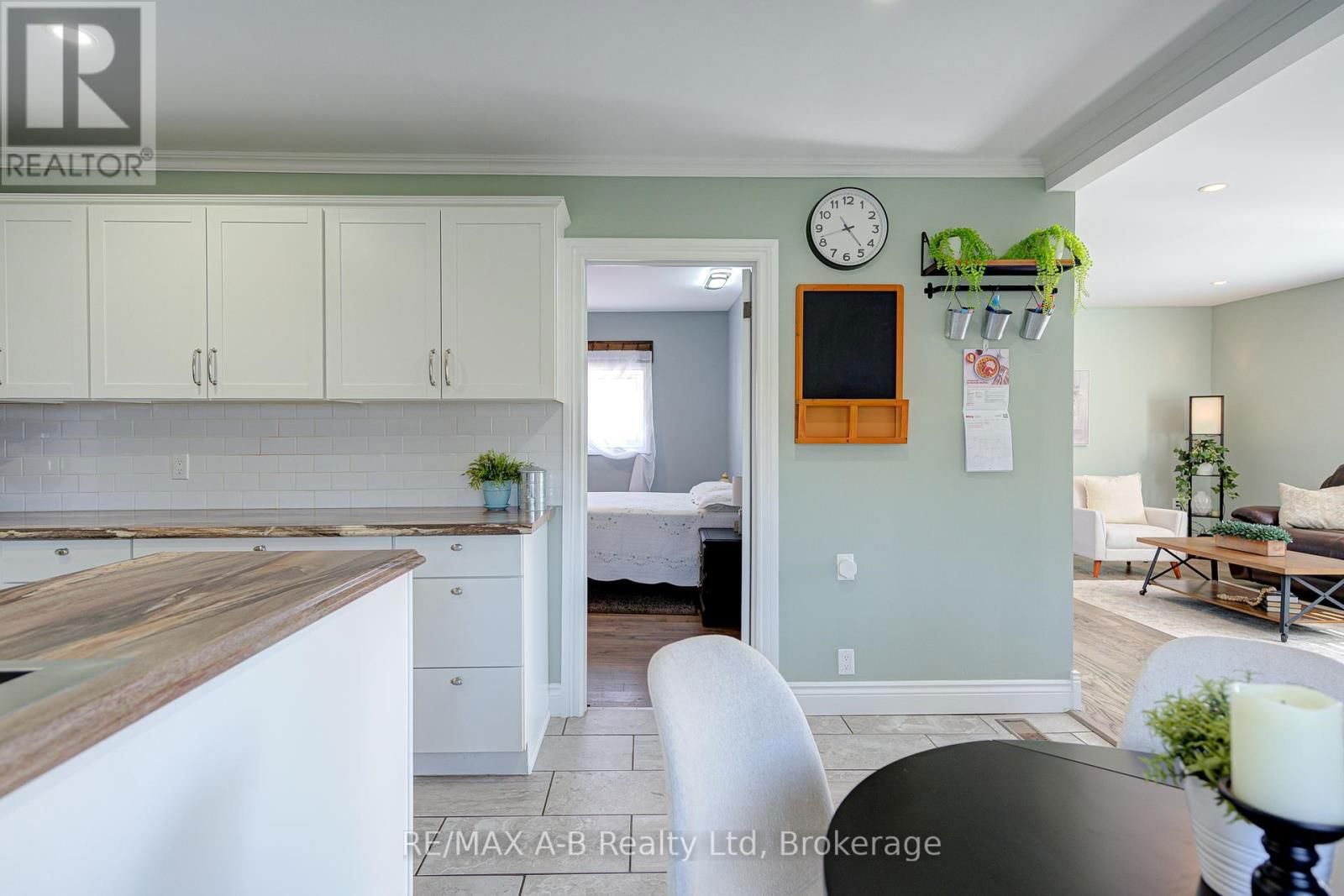 3963 ROAD 111 Image 19