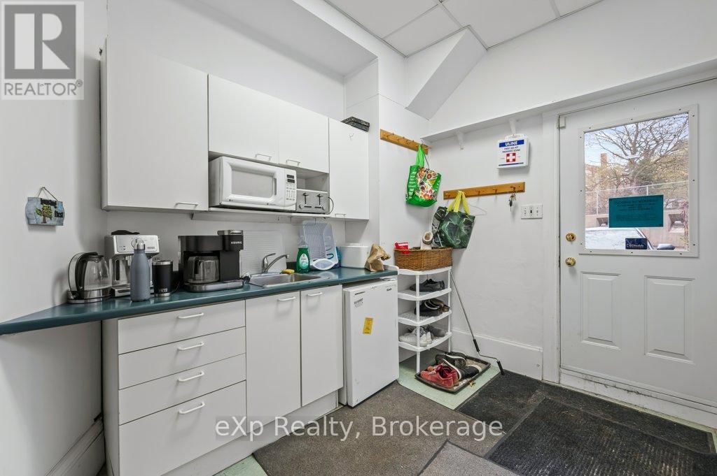7 WATERLOO AVENUE Image 19
