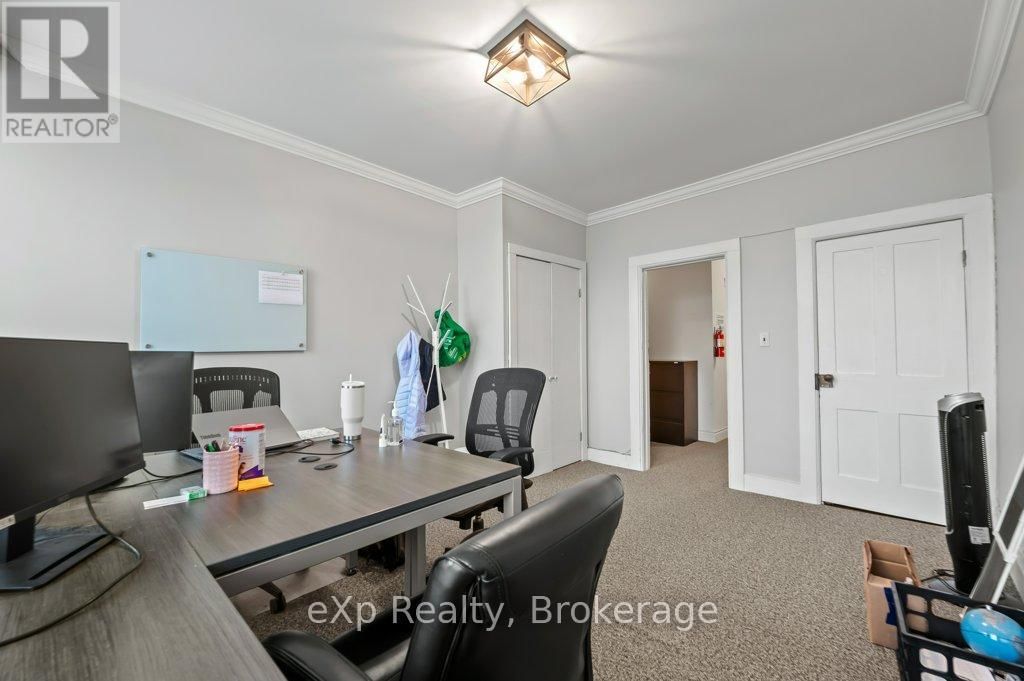 7 WATERLOO AVENUE Image 24